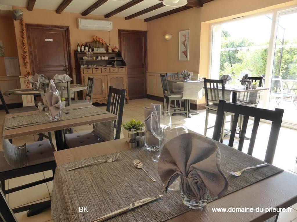 ホテル Logis Domaine Du Prieure Tonnay-Boutonne エクステリア 写真
