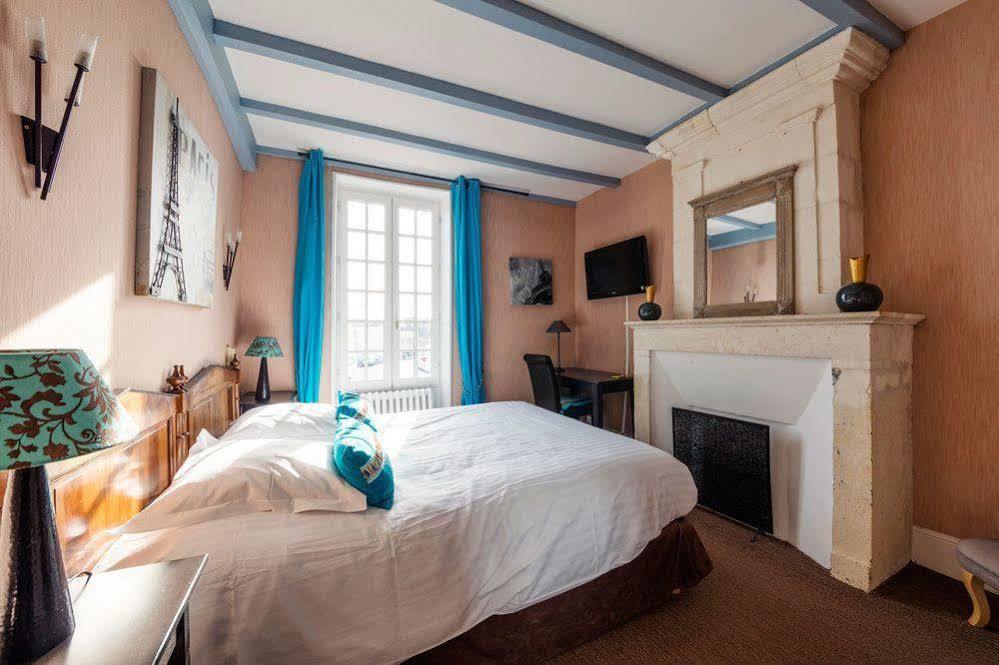 ホテル Logis Domaine Du Prieure Tonnay-Boutonne エクステリア 写真