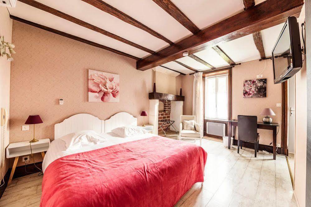ホテル Logis Domaine Du Prieure Tonnay-Boutonne エクステリア 写真